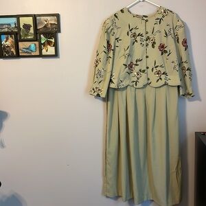 Lady Dorby Vintage One Piece Floral Tan Jacket Skirt Dress Modest size L to XL